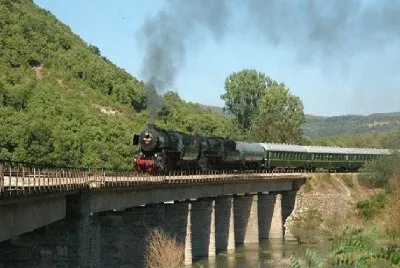tr01