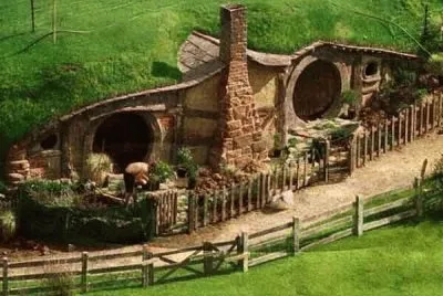 hobbit house 2