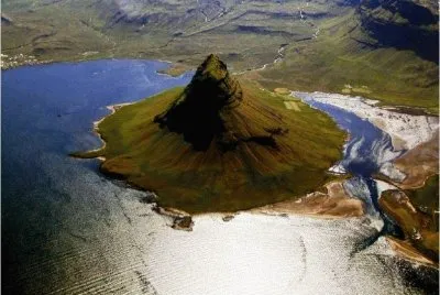sombrero island