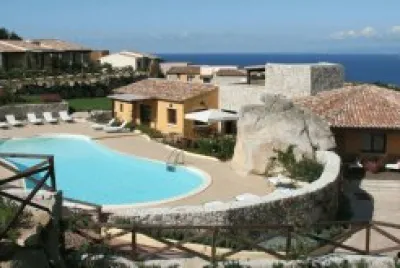 Paesaggio con piscina