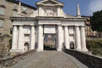 bergamo porta cittÃ  alta