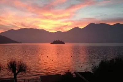 lago d 'iseo - isola di loreto