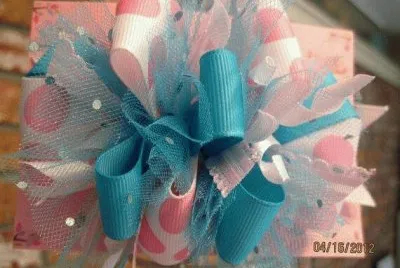 moÃ±o con azul