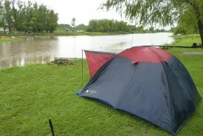 acampando jigsaw puzzle