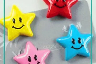 multicolor jigsaw puzzle