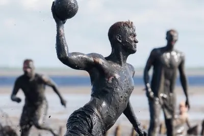 Voleibol En Barro