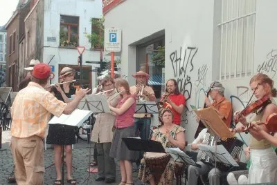 Instant musical prÃ¨s des puces