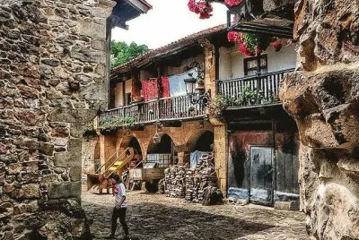 Barcena Mayor-Cantabria