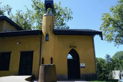 Casa amarilla
