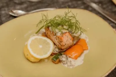 Plato durante una boda en Finlandia