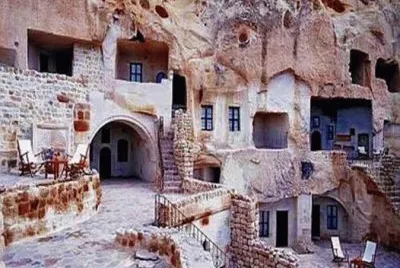 Cuevas hechas casas en Guadix-Granada