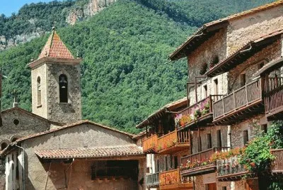 La Vall d 'en Bas-Girona