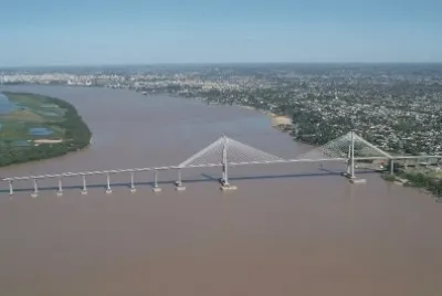 Puente Rosario-Victoria. Argentina
