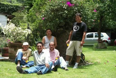 BUENOS AMIGOS