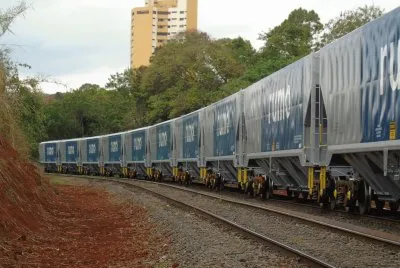פאזל של Estrada de ferro Vitoria Minas