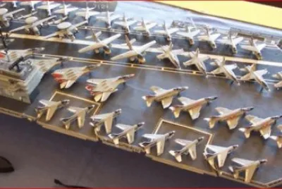 MODELO DE PORTAAVIONES