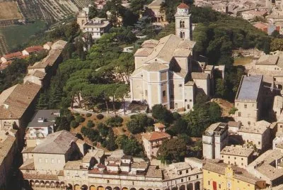 fermo