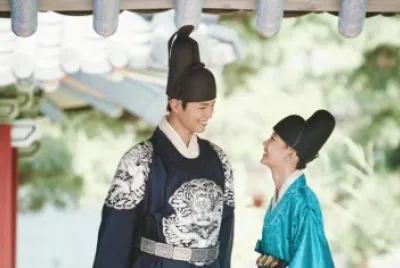 moonlight drawn by clouds