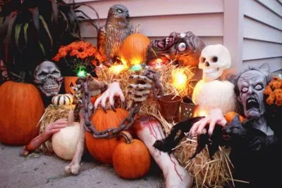 Spooky Halloween Porch Props
