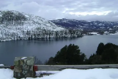 Lago MachÃ³nico. NeuquÃ©n. Argentina