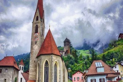 Chiusa-Dolomites(Italia)