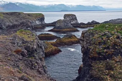 island jigsaw puzzle