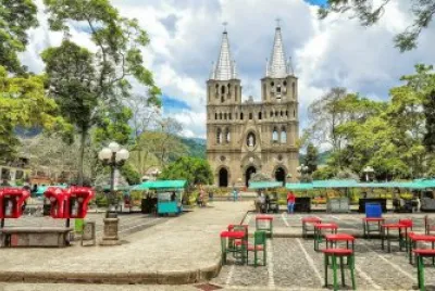 Parque central JardÃ­n Antioquia