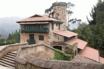 Torre vigÃ­a Monserrate