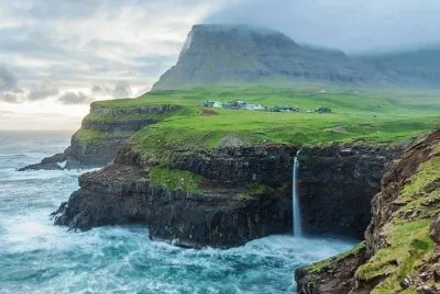 beautyful jigsaw puzzle