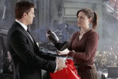 BONES BB 1X02