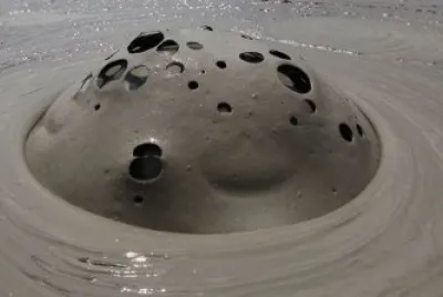 Mud   Mineral Eruption