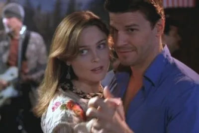 BONES BB 1X04 DANCING