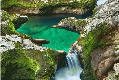 Emerald Pool jigsaw puzzle