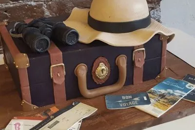 Pastel de Maleta Vintage, por BCakeNY