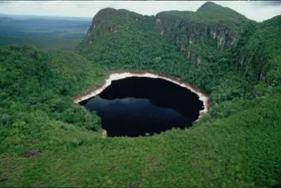 Lago Autana. Edo. Amazonas - Venezuela