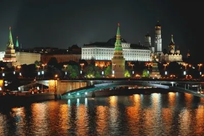 פאזל של city_moscow_night_lights_bridge_reflection_river_