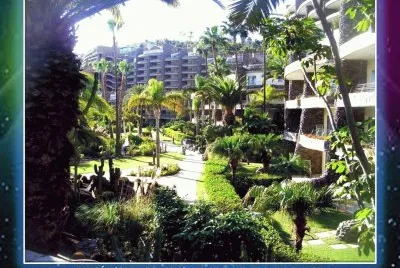 MOGÃN (GRAN CANARIA) â€“ EN LA PLAYA DE ANFI DEL MAR jigsaw puzzle