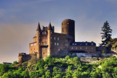 CASTILLO