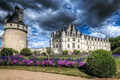 CASTILLO