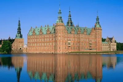 CASTILLO