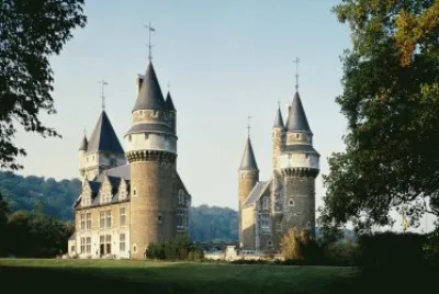 CASTILLO