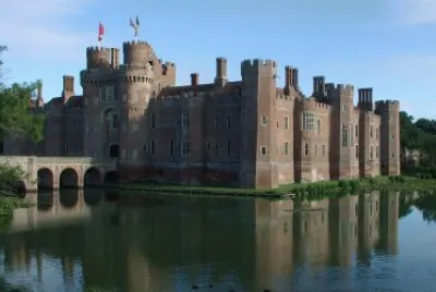 CASTILLO