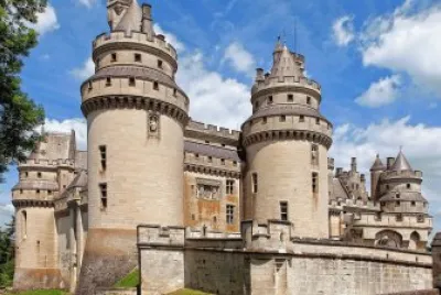 CASTILLO