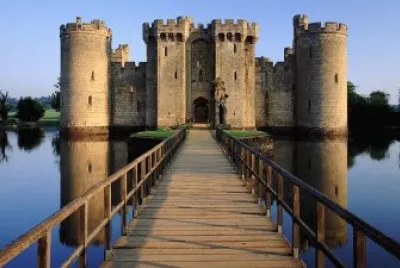 CASTILLOS
