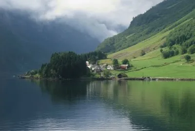 פאזל של NÃ¦rÃ¸yfjord