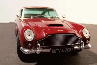 Auto 1963 Aston Martin DB5 282 HP