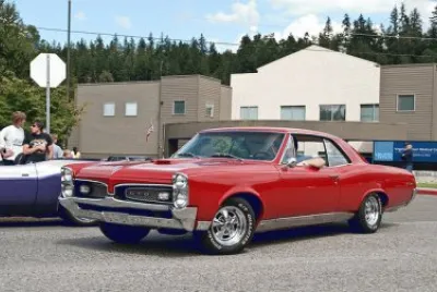 Auto 1967 Pontiac GTO 360 HP