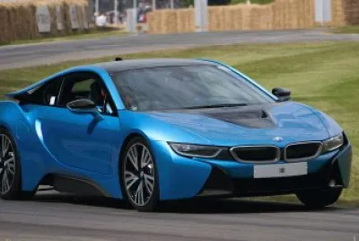 Auto 2017 BMW i8 357 HP
