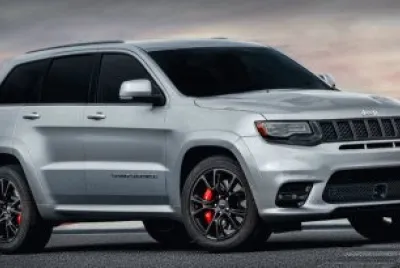 Auto 2017 Jeep Grand Cherokee Trackhawk 707 HP