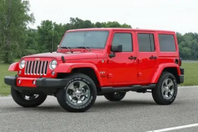 Auto 2017 Jeep Wrangler Unlimited Sahara 285 HP
